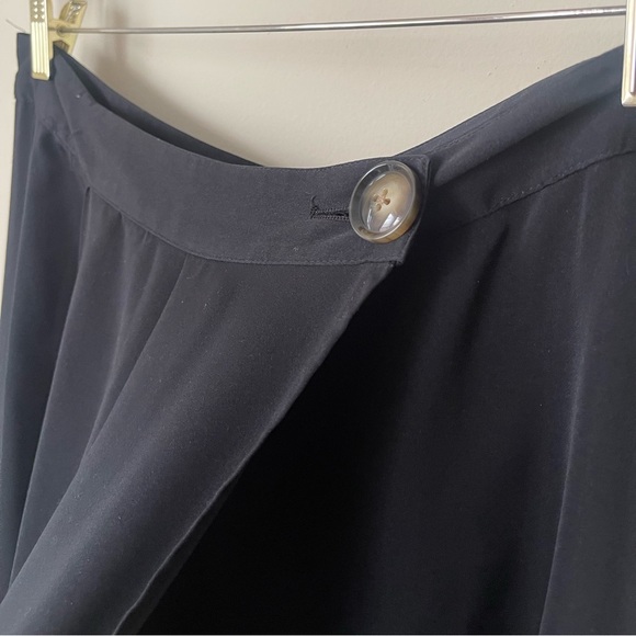 Satin wrap skirt - Picture 4 of 6